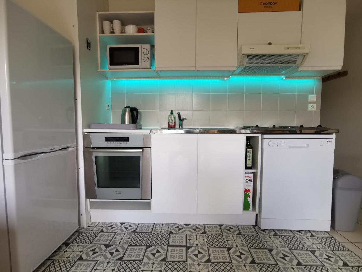 Au 11 T3 Duplex, Village Vacances, Piscines, Parking Saint-Geniez-dʼOlt المظهر الخارجي الصورة