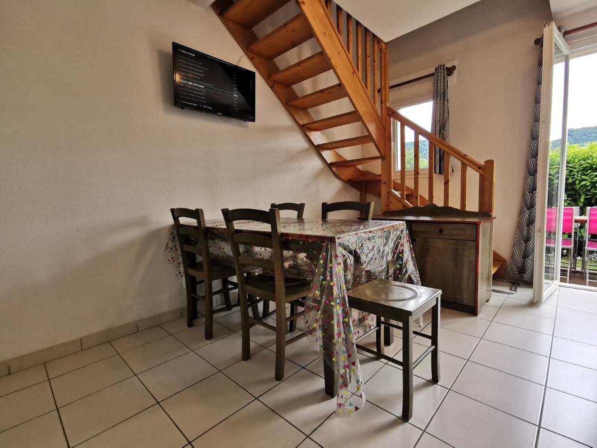 Au 11 T3 Duplex, Village Vacances, Piscines, Parking Saint-Geniez-dʼOlt المظهر الخارجي الصورة