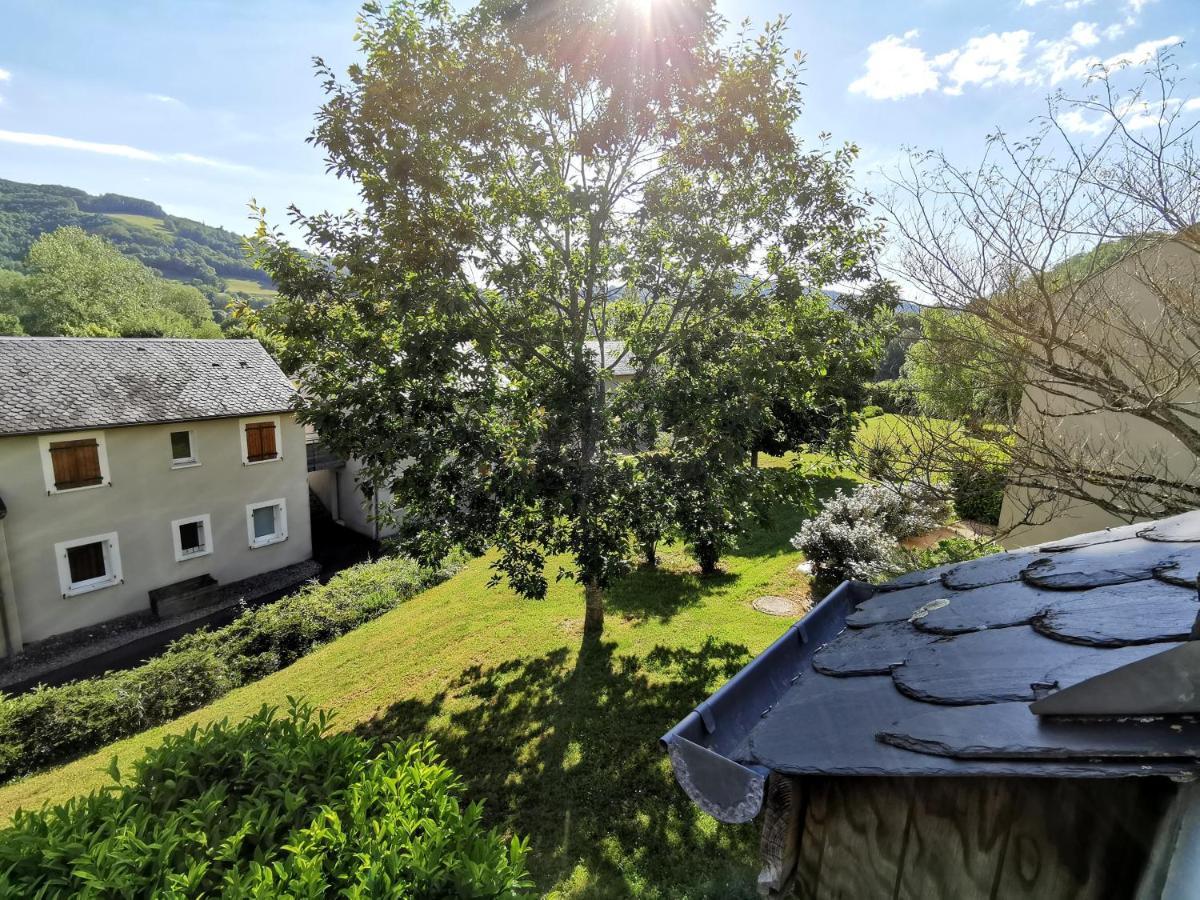 Au 11 T3 Duplex, Village Vacances, Piscines, Parking Saint-Geniez-dʼOlt المظهر الخارجي الصورة
